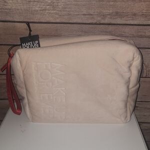 Make Up For Ever Super Boost Pouch